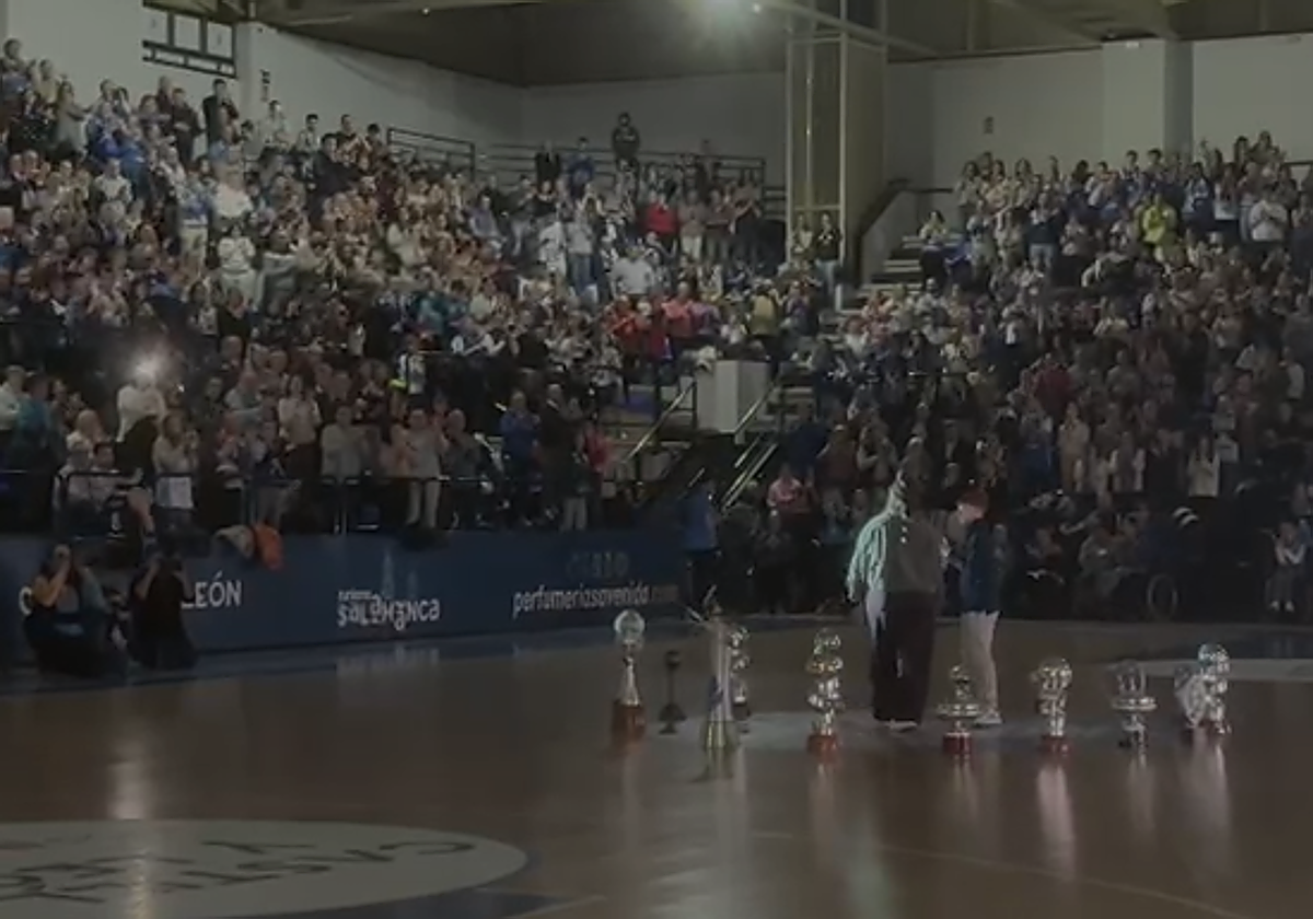 El último gran y merecidísimo homenaje a Silvia Domínguez